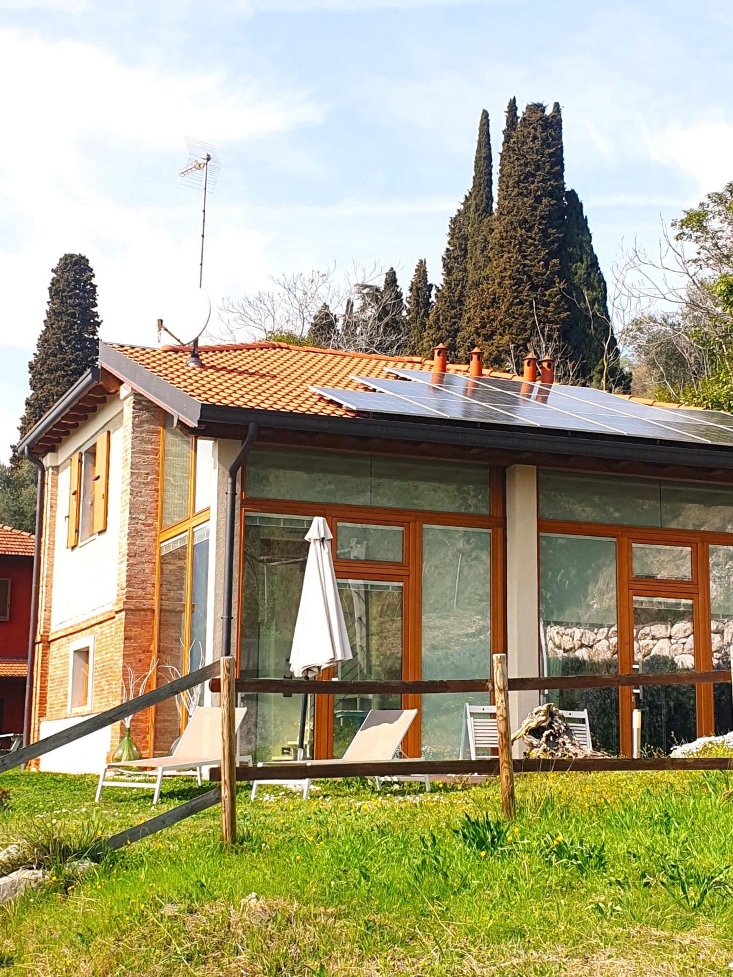 Agriturismo Podere Nigriano サロ エクステリア 写真