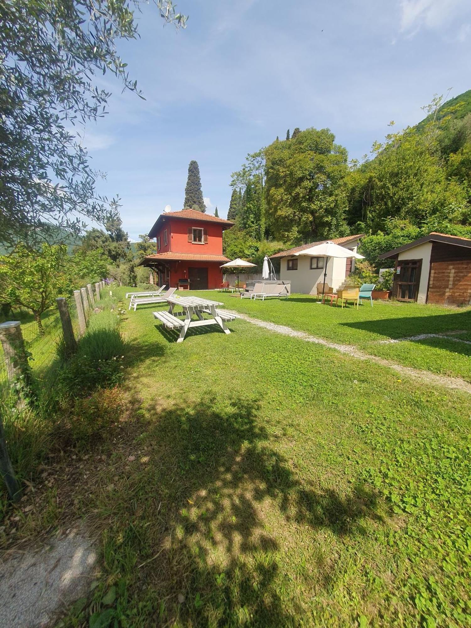 Agriturismo Podere Nigriano サロ エクステリア 写真