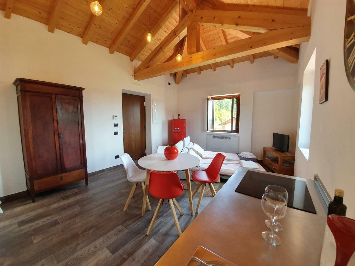 Agriturismo Podere Nigriano サロ エクステリア 写真