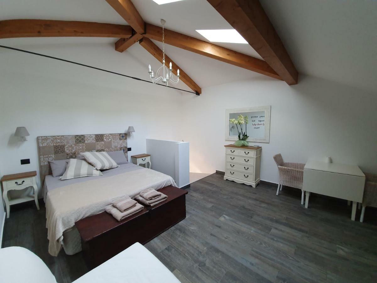 Agriturismo Podere Nigriano サロ エクステリア 写真