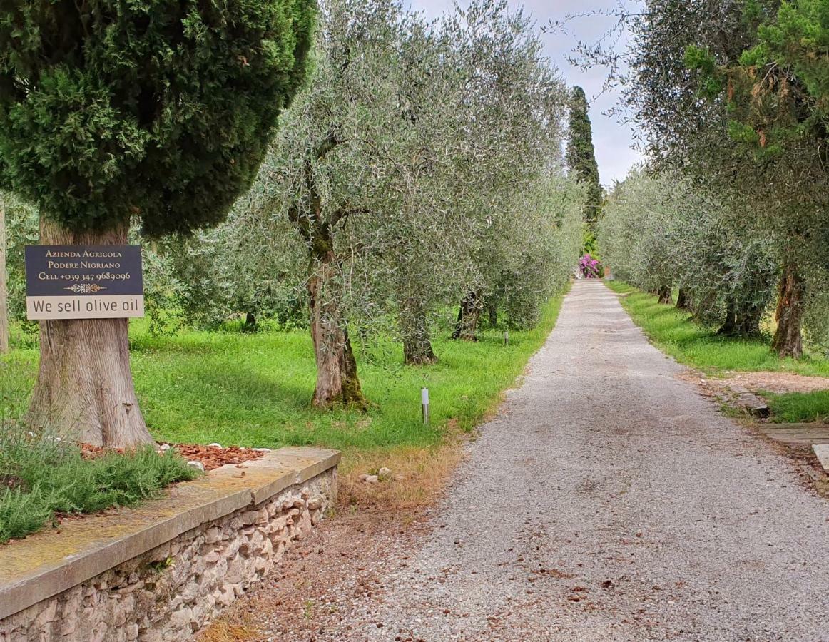 Agriturismo Podere Nigriano サロ エクステリア 写真